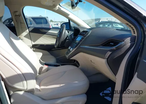 2017 Lincoln Mkc Premier from USA, damaged, VIN 5LMCJ1C9XHUL50212